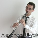 Musique pour mariage juif : Le clarinettiste de Swing Klezmer Orchestra Groupe de jazz klezmer : le clarinettiste de Swing Klezmer Orchestra